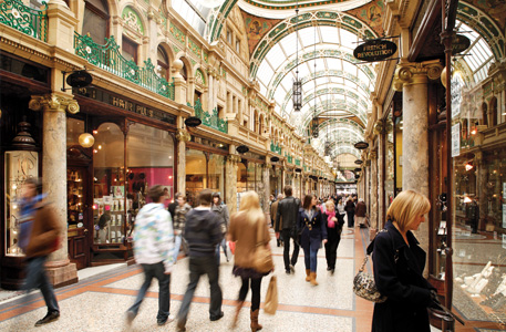 VICTORIA QUARTER 10 min walk